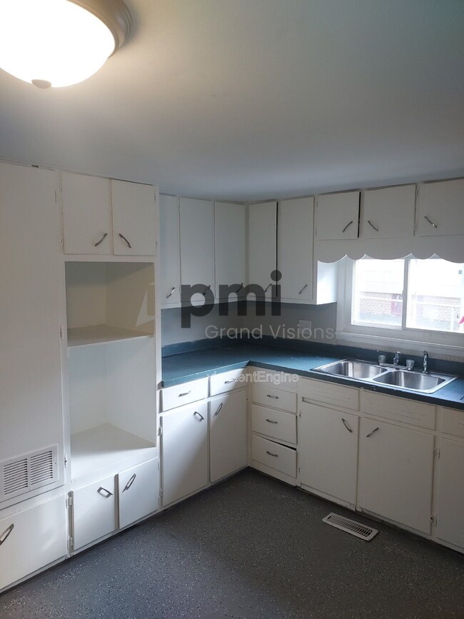 Photo - 1021 N 35th St