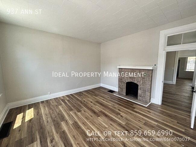 Photo - 937 Ann St