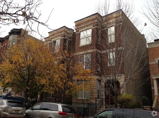 Building Photo - 1740 W Huron St Unit #  02F Rental