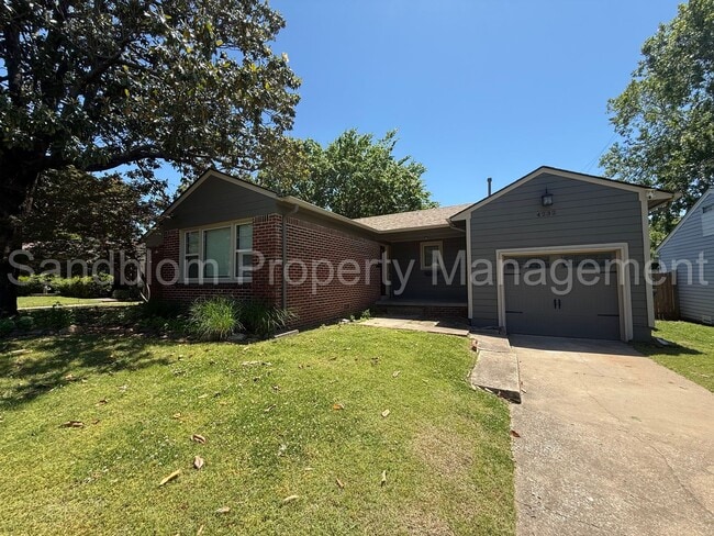 Photo - For Lease | Midtown Tulsa | Available Now!