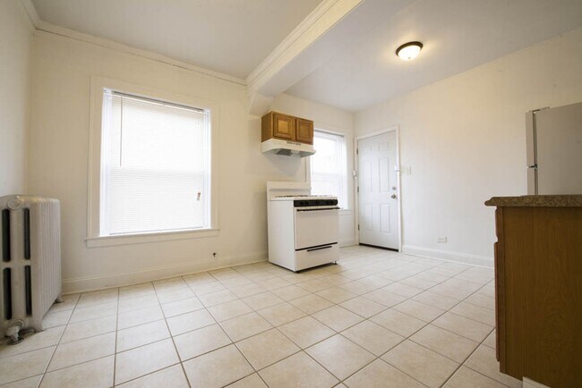 11111 S Vernon