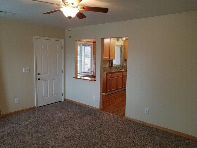 Photo - GREAT LOOKING 2BD / 1BTH DUPLEX W/ SPACIOUS BACKYARD!