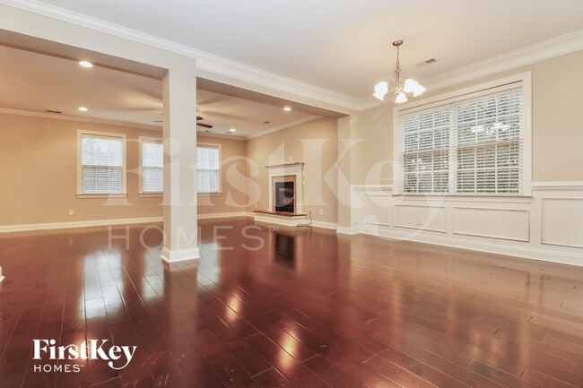 Photo - 373 Fox Ridge Ln