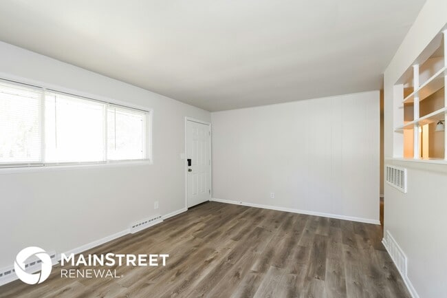 Photo - 1210 Baron Ave