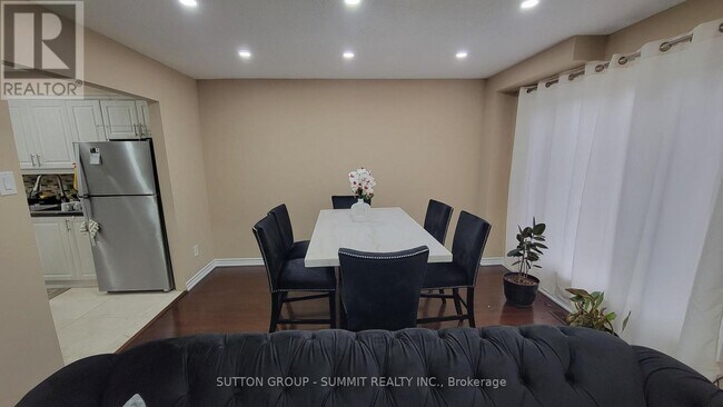 Photo - 1378 Everton St