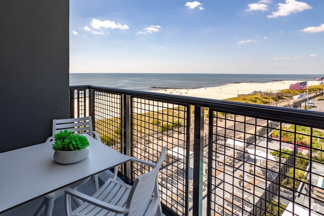 One Bed One - 1BR,1BA - 823SF Patio