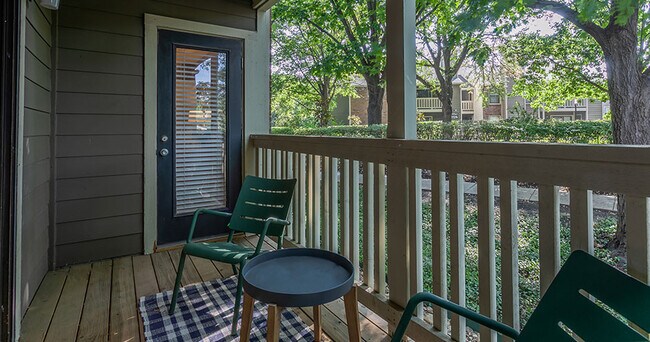 Woodview Apartments