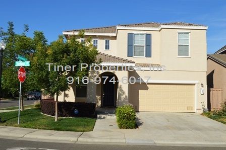 Newer Four Bedroom Home in Natomas - Newer Four Bedroom Home in Natomas