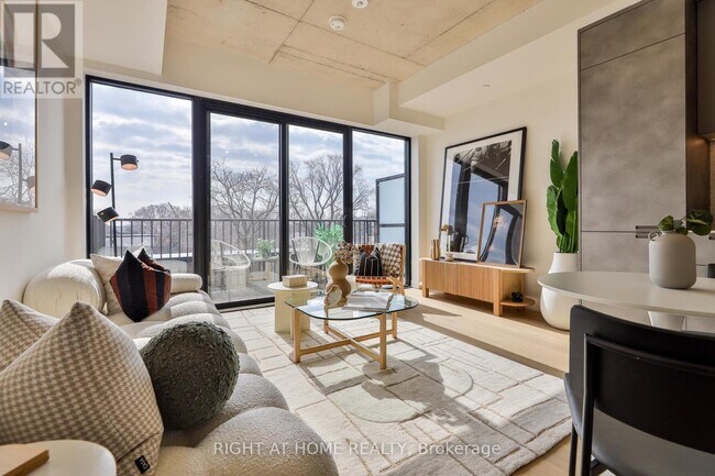 Photo - 761 Queen St E Unit 205