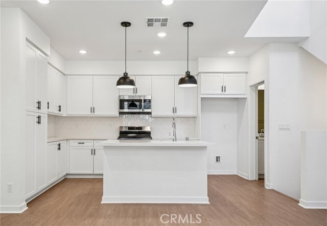 Building Photo - 11048 Luminate Dr