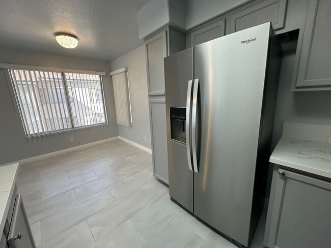 Photo - Las Vegas 2 bedroom condo for rent.