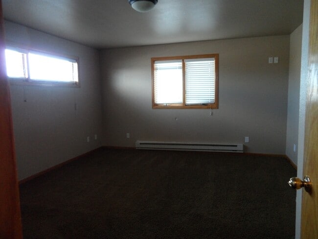 Photo - 1409 Thaxton Ct