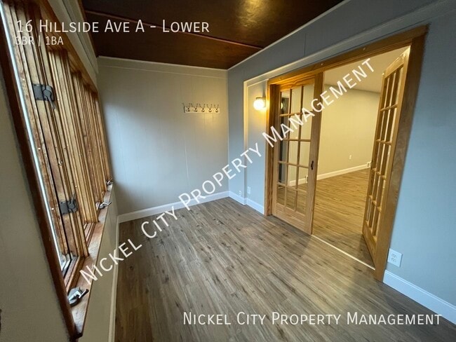 Photo - 16 Hillside Ave Unit Lower