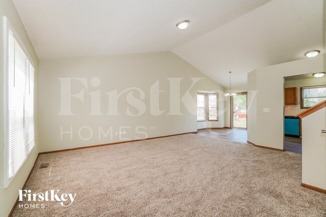 5720 Larksdale Dr