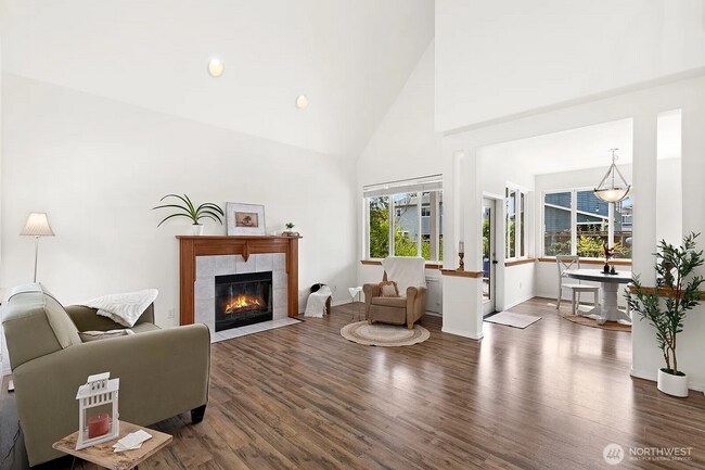Photo - 15308 Esther Ave SE