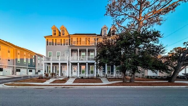 Photo - 9570 20th Bay St