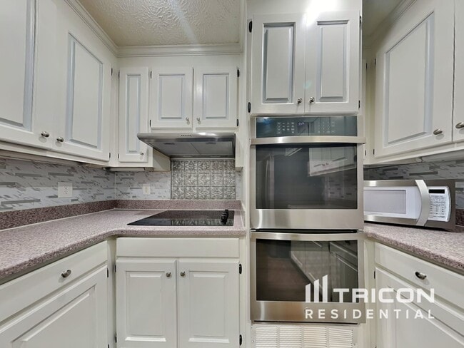 Photo - 1770 River Bluff Rd