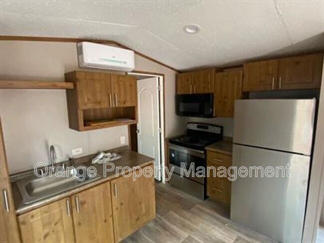 Photo - 930 Cedar Village Ln