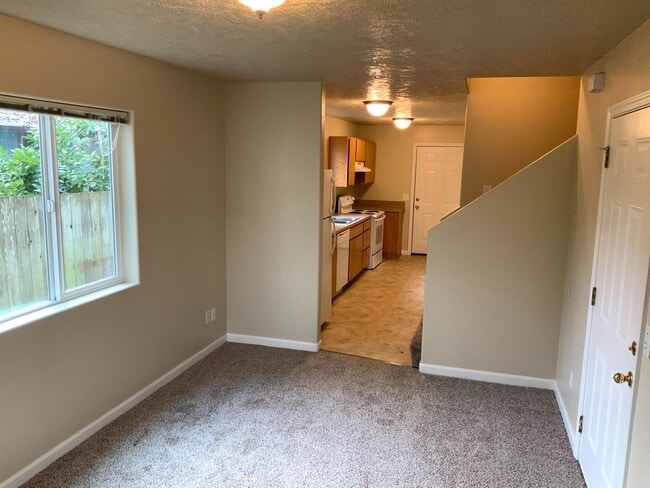 Photo - 4 Bedroom 2 Bathroom Home Near Thurston