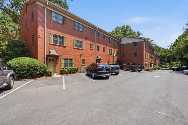 430 Lindbergh Drive NE