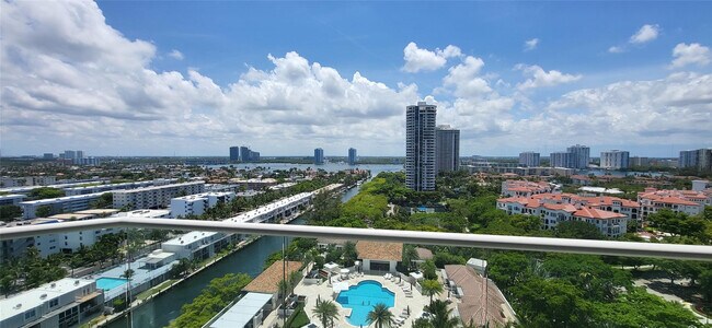 Photo - 2600 Island Blvd Unit 1603