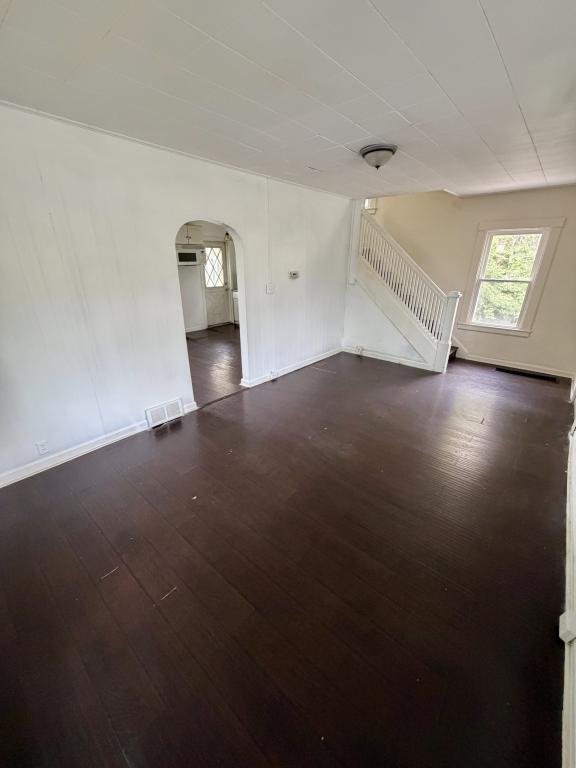 Photo - 1725 Midland Ave