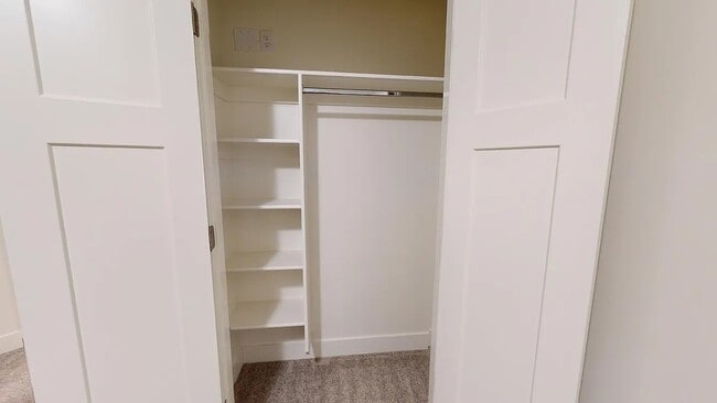 Photo - 920 S 25 E