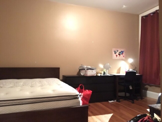 Photo - 4 BED/2 BATH W/ CENTRAL AIR ON SAINT LUKES...