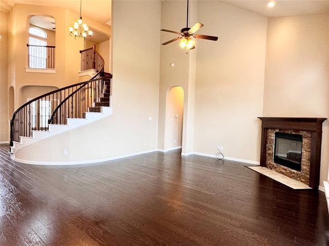 Photo - 409 Rossville Dr