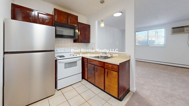 Photo - 435 Shirley St Unit 15