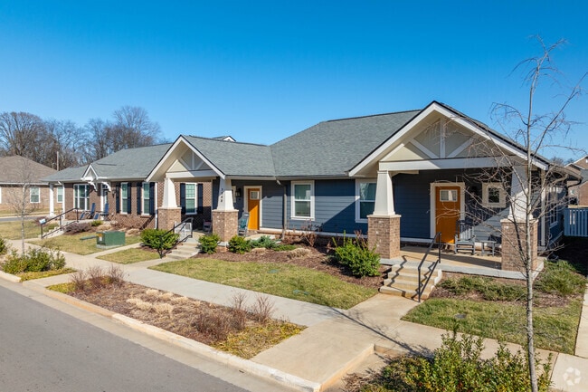 Oakland Court - Oakland Court