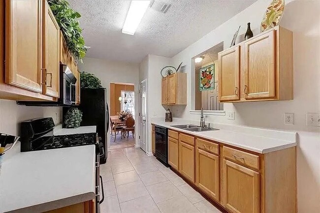 Photo - 3032 Kentmere Dr