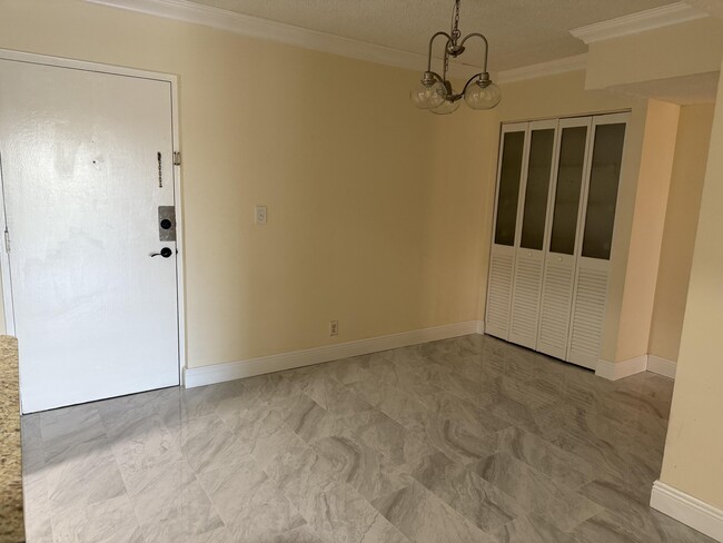 Photo - 470 NW 20th St Unit 3030