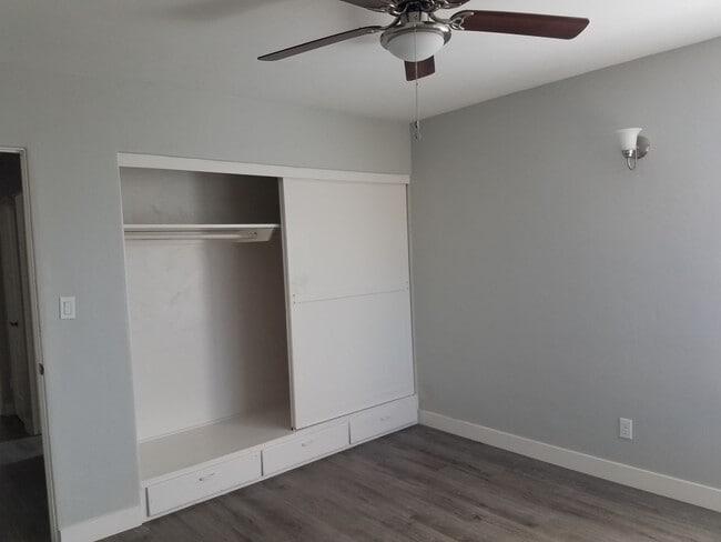 Photo - 2-Bed/1-Bath House w/Garage. Walking Distance to Beach