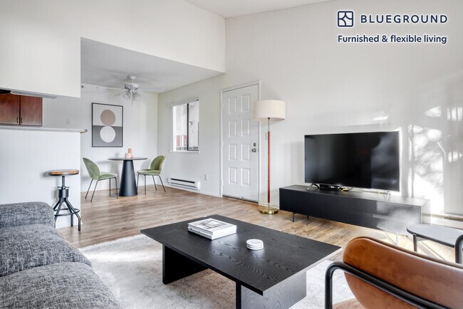 1600 Villa St Unit PL FL3-ID1141