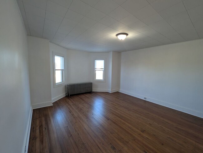 Photo - Charming updated 3 bedroom 1 bath Home in ...