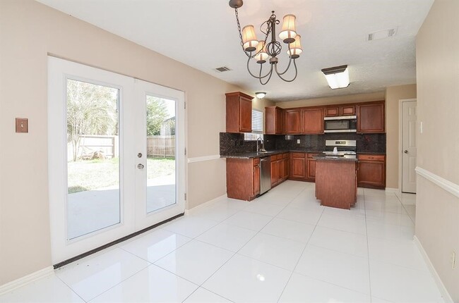 Photo - 3702 Lauderwood Ln