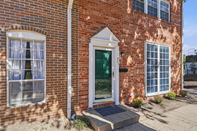Photo - 1201 Old Hwy 63 N Unit 301
