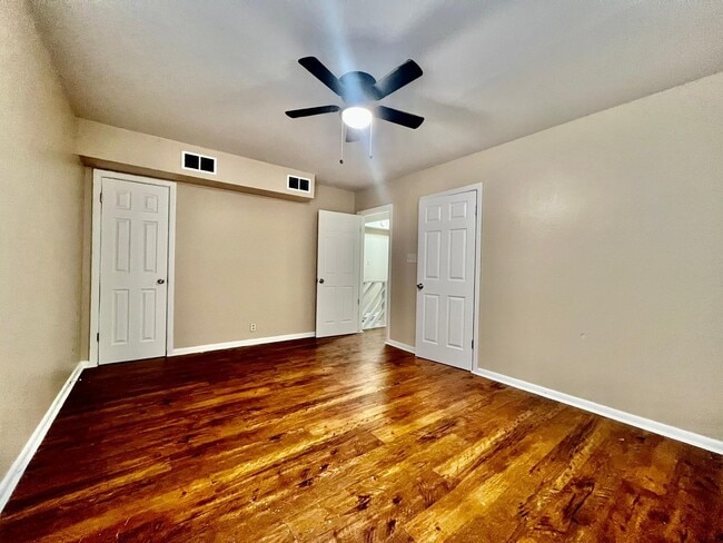 Photo - 1207 Milam St