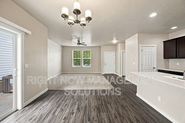 Photo - 10043 W Campville St