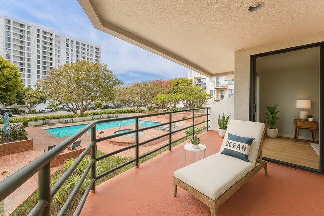 Photo - 2910 Neilson Way Unidad 307