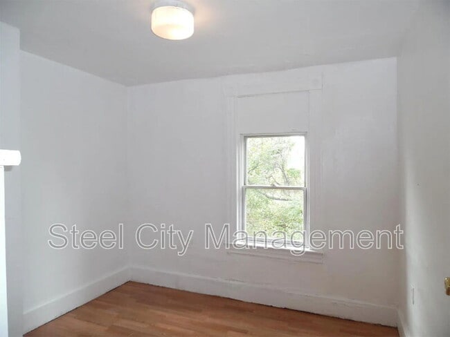 Photo - 12 Cuyler Ave