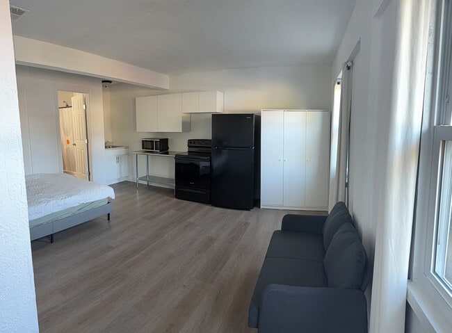 Photo - 207 Arnett Dr Unit Studio