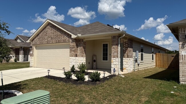 Building Photo - 13104 Roving Pass Rental