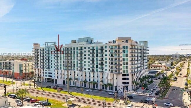Building Photo - 140 S Dixie Hwy Unit 921