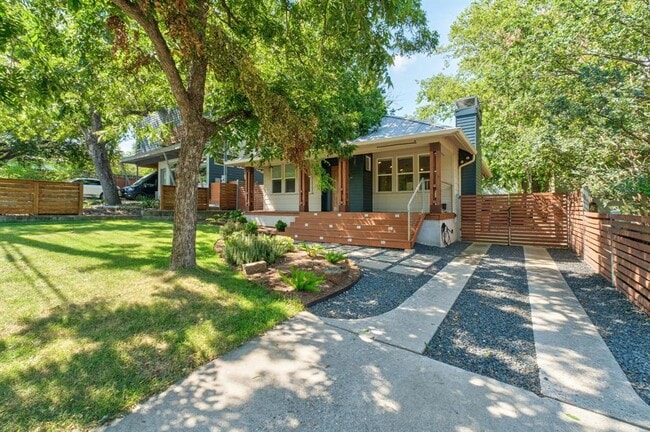 Photo - 307 W Annie St