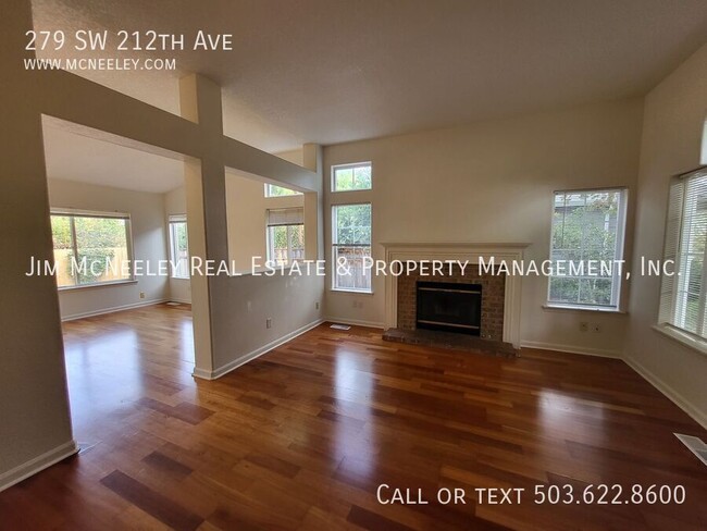 279 SW 212th Ave