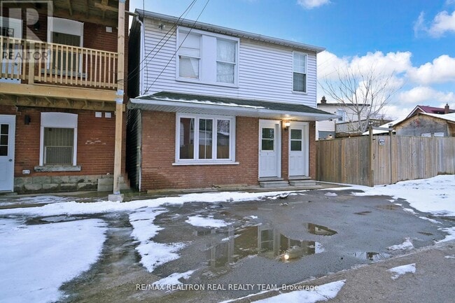 Photo - 1129 Cannon St E Unit #C1