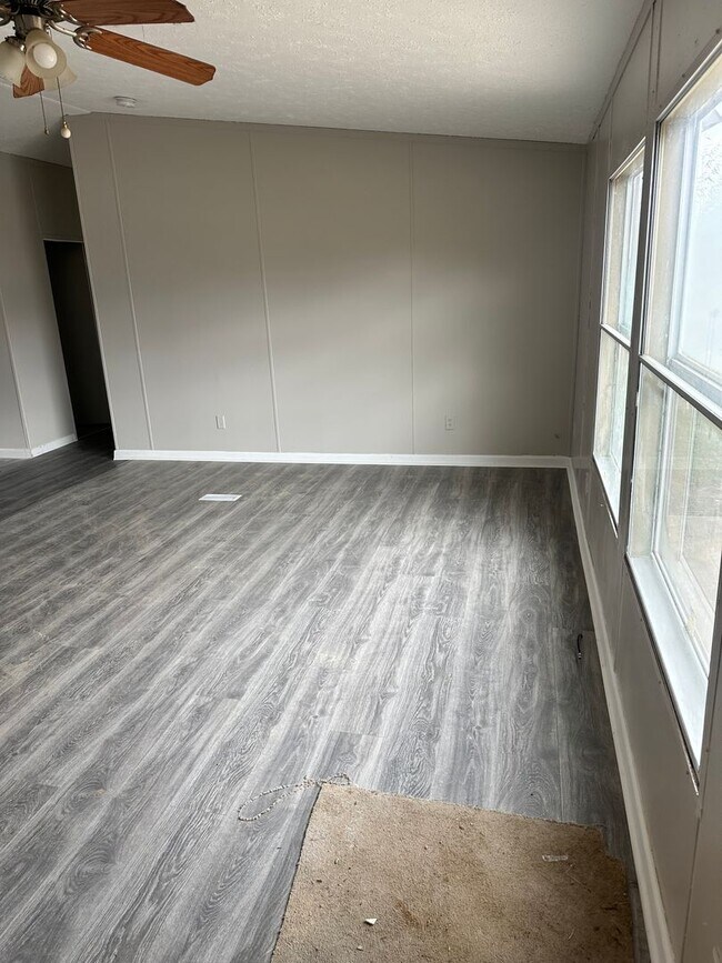 Newly Remodeled 3 Bedroom 2 Bath in Blanchard Rental House Rental in