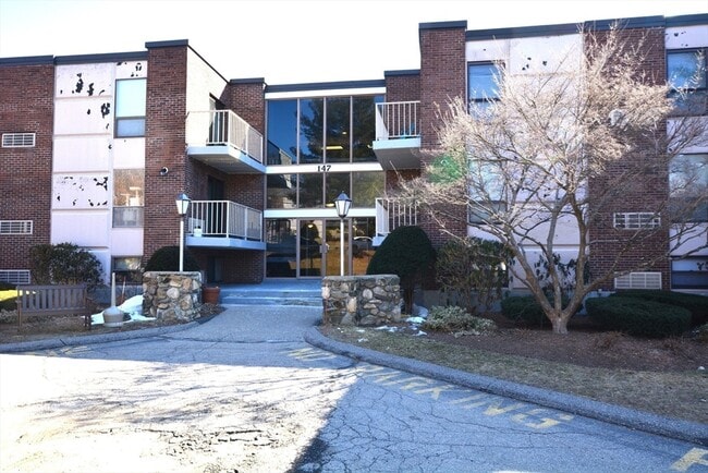 Building Photo - 147 Turner Rd Unit 106 Rental